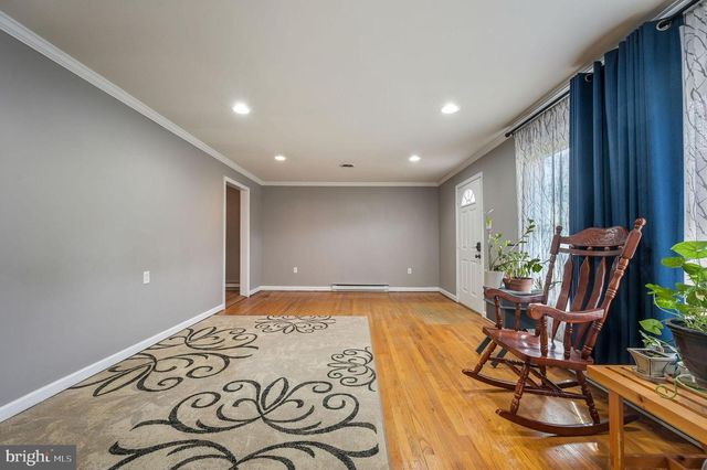 1183 HARTLY RD, Hartly, DE 19953