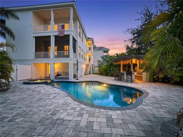 6925 BOCHI CIRCLE, Sarasota, FL 34242