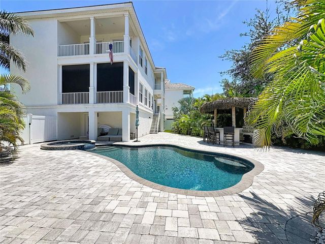 6925 BOCHI CIRCLE, Sarasota, FL 34242