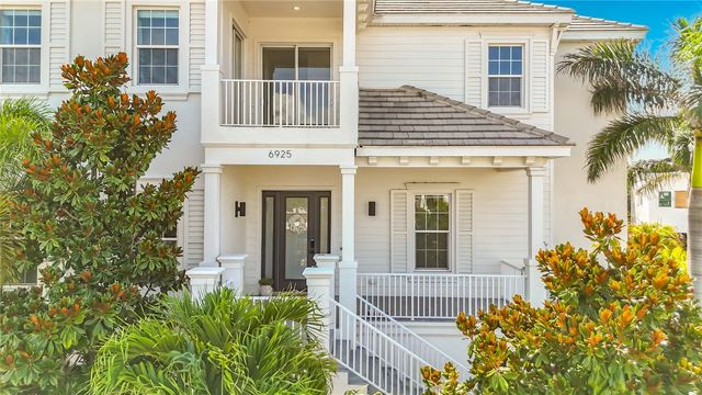 6925 BOCHI CIRCLE, Sarasota, FL 34242