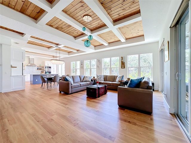 6925 BOCHI CIRCLE, Sarasota, FL 34242
