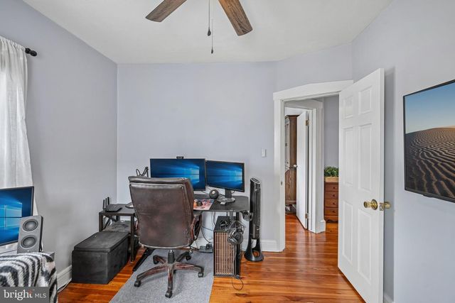 36 COUNTY AVE, Maple Shade, NJ 08052