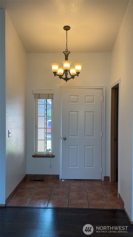 307 Vista Court, Granite Falls, WA 98252