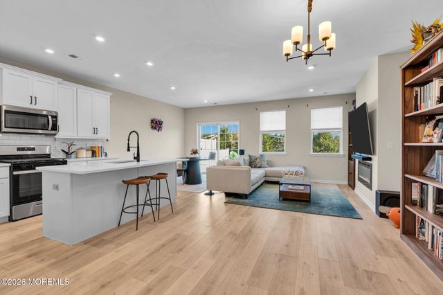 6 Chapel Lane, Wall, NJ 07753