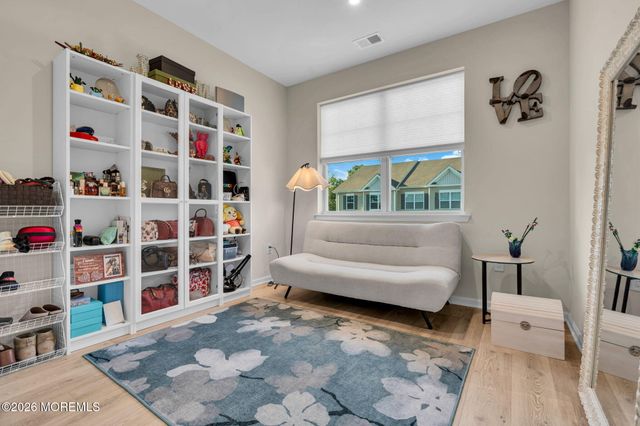 6 Chapel Lane, Wall, NJ 07753
