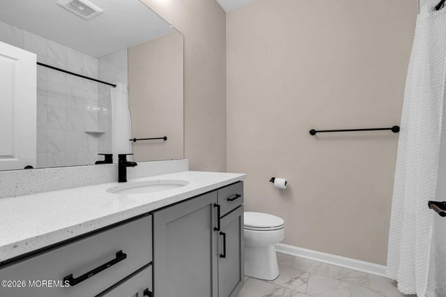 6 Chapel Lane, Wall, NJ 07753