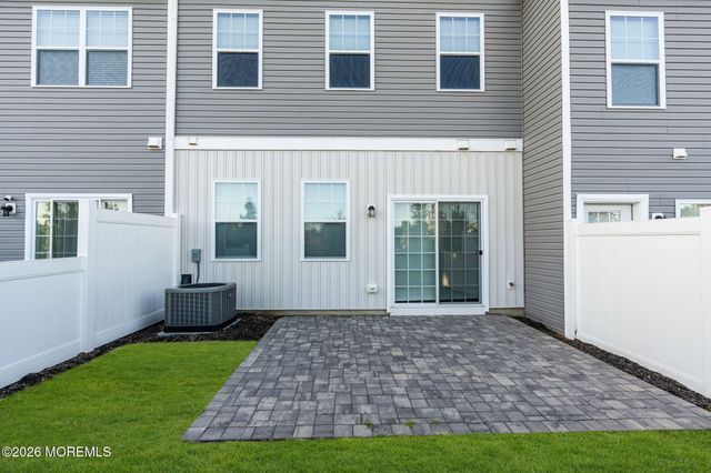 6 Chapel Lane, Wall, NJ 07753