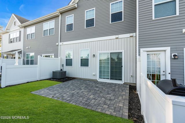6 Chapel Lane, Wall, NJ 07753