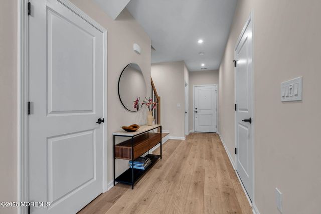 6 Chapel Lane, Wall, NJ 07753