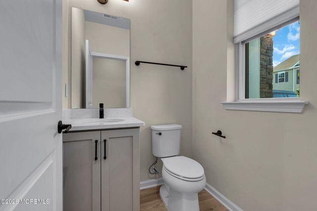 6 Chapel Lane, Wall, NJ 07753