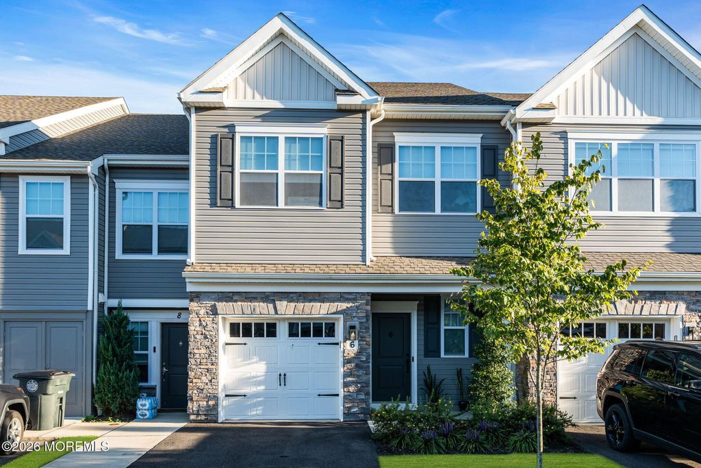6 Chapel Lane, Wall, NJ 07753