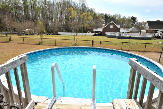 4083 N Old Carriage Road, Rocky Mount, NC 27804