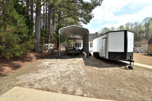 4083 N Old Carriage Road, Rocky Mount, NC 27804