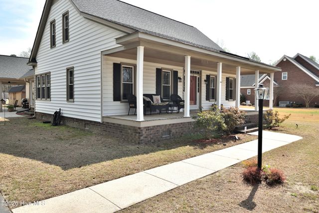 4083 N Old Carriage Road, Rocky Mount, NC 27804