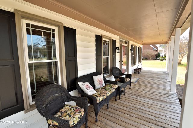 4083 N Old Carriage Road, Rocky Mount, NC 27804