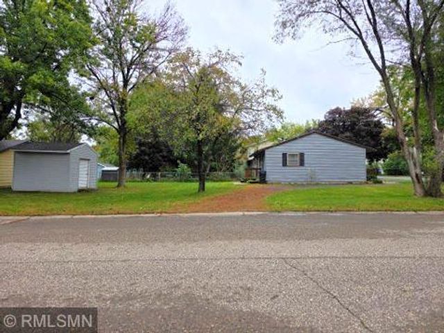 653 N 2nd Street, New Richmond, WI 54017