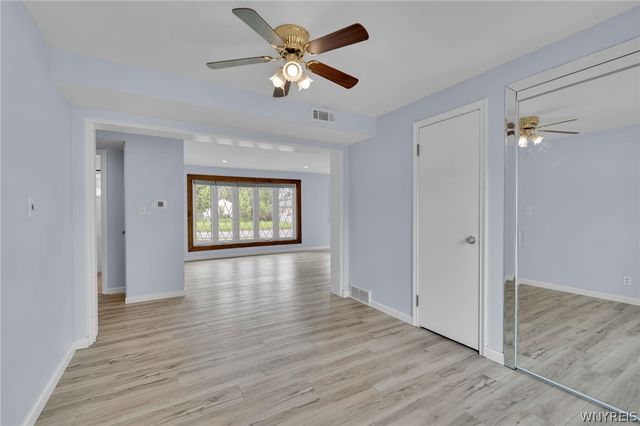 208 Bennington Road, Amherst, NY 14226