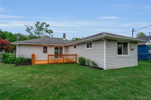 208 Bennington Road, Amherst, NY 14226