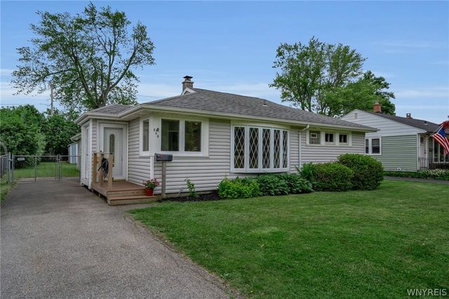 208 Bennington Road, Amherst, NY 14226