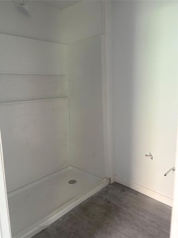 115 Bay Street N, Texas City, TX 77590