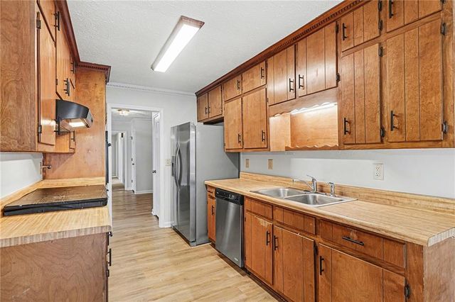 5182 Kurt SW Lane, Conyers, GA 30094