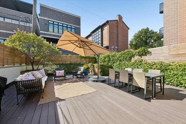 1510 N WIELAND Street 2, Chicago, IL 60610
