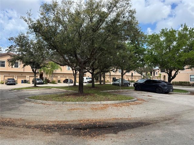 4309 VIA PIEDRA CIRCLE 6-103, Sarasota, FL 34233