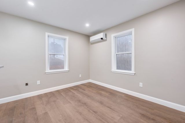 25 Buckley St 1L, Quincy, MA 02169