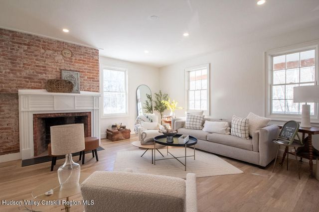 18 State Route 55, Napanoch, NY 12458