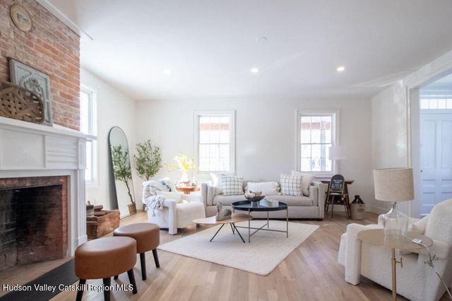 18 State Route 55, Napanoch, NY 12458