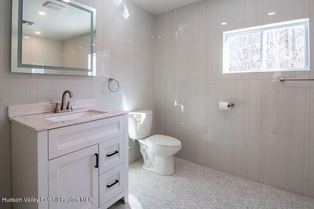 18 State Route 55, Napanoch, NY 12458