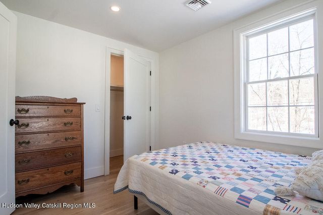 18 State Route 55, Napanoch, NY 12458