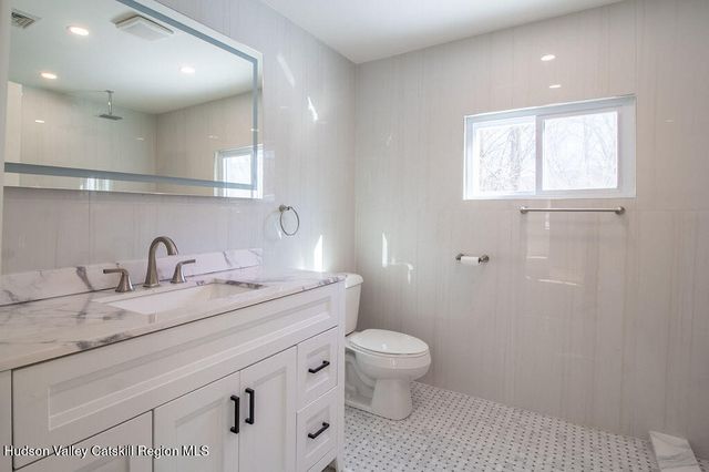 18 State Route 55, Napanoch, NY 12458