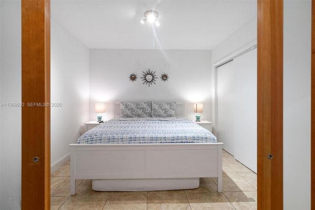 1830 S Ocean Dr 2409, Hallandale Beach, FL 33009