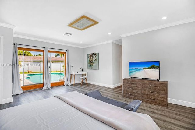 5320 NE 16th Ter, Fort Lauderdale, FL 33334