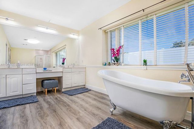 5320 NE 16th Ter, Fort Lauderdale, FL 33334