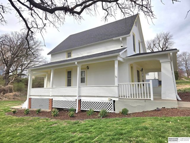 318 N 4TH Street, Plattsmouth, NE 68048