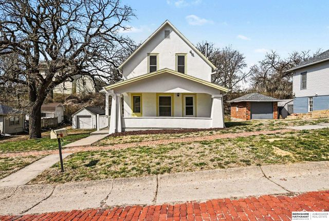 318 N 4TH Street, Plattsmouth, NE 68048