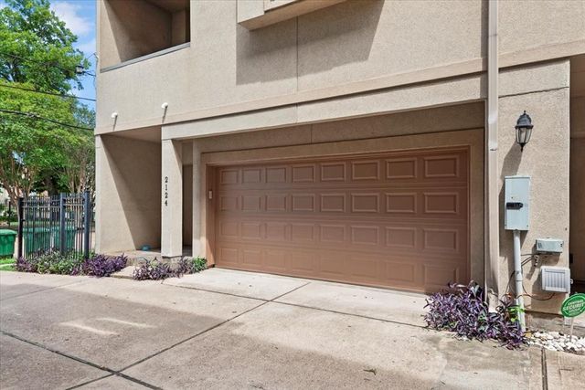 2124 Holman Street, Houston, TX 77004