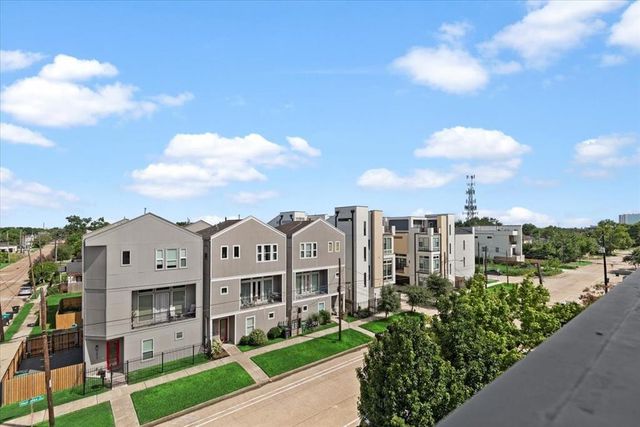 2124 Holman Street, Houston, TX 77004