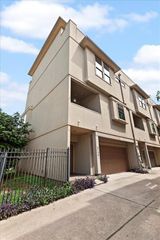 2124 Holman Street, Houston, TX 77004