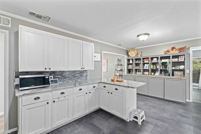 3914 Austin Avenue, Brownwood, TX 76801