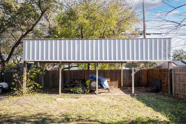 3914 Austin Avenue, Brownwood, TX 76801