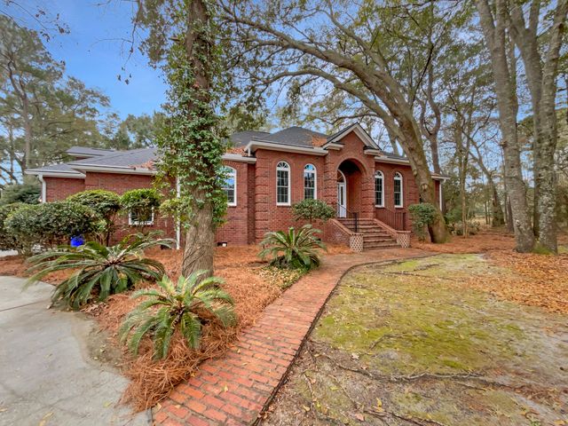 5251 Timber Race Course, Hollywood, SC 29449