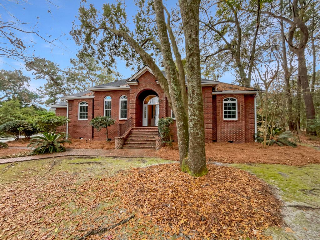 5251 Timber Race Course, Hollywood, SC 29449