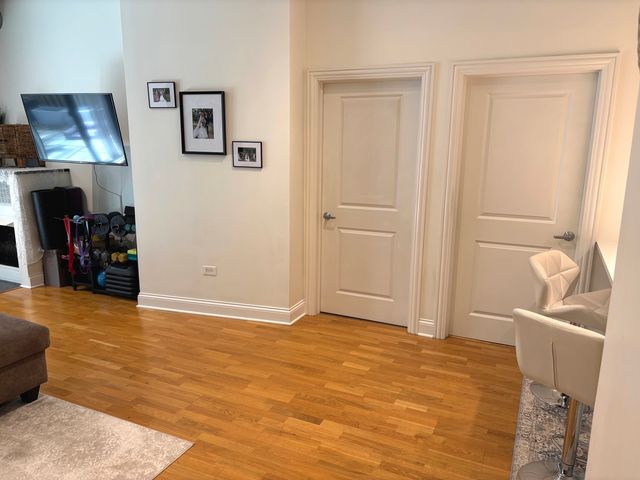 4814 N Clark Street 204S, Chicago, IL 60640