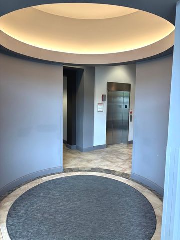 4814 N Clark Street 204S, Chicago, IL 60640