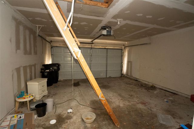 8202 Radial Court, Rosharon, TX 77583