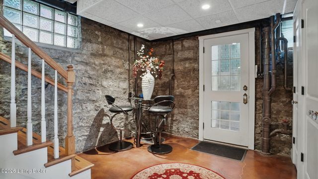 1515 S 3rd St, Louisville, KY 40208