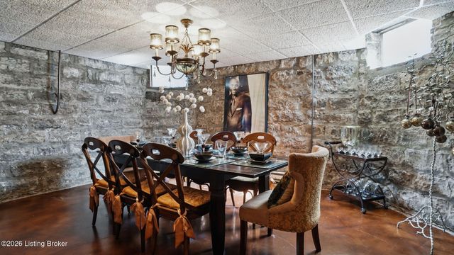 1515 S 3rd St, Louisville, KY 40208